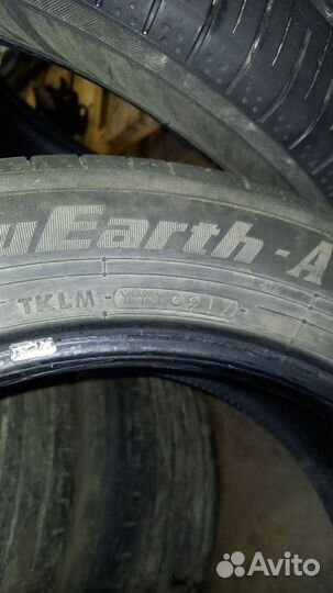 Yokohama BluEarth-A 215/55 R17 94W