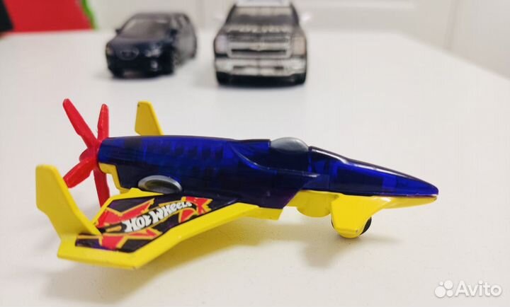 Poison Arrow Hotwills самолет