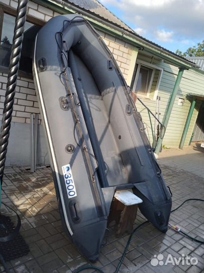 Надувная лодка