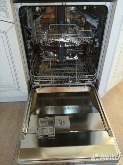 Посудомоечная машина smeg