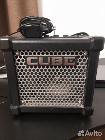 Комбоусилитель Roland micro cube GX