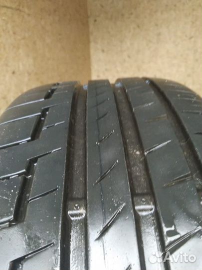 Continental ContiPremiumContact 6 215/55 R17 94V