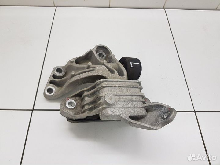 Опора двигателя левая (Chery Tiggo 7)