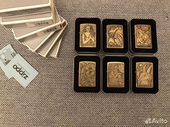Zippo дизайн студии Barrett Smyrhe Brass zodiac