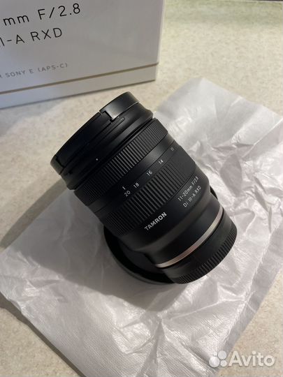 Объектив Tamron 11-20 mm f/2.8