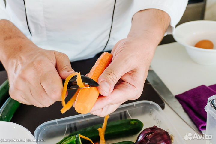 Работник кухни (коренщик+грузчик)