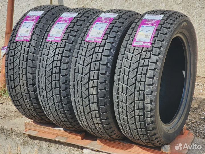 Tourador Winter Pro TSS1 255/55 R20 112