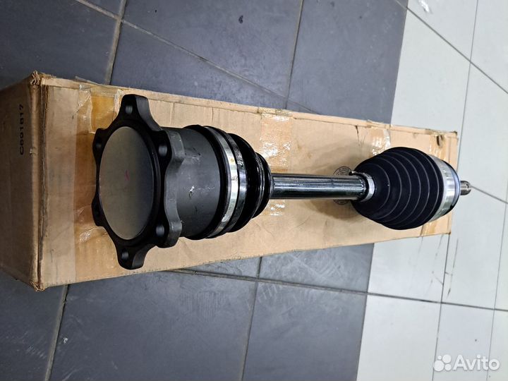 Привод правый Nissan Armada Infiniti QX56