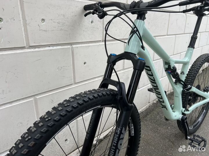 Горный велосипед specialized