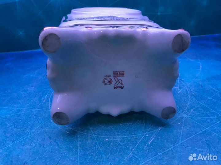 Фарфоровые часы. Арт. 20446