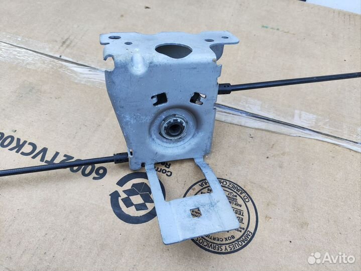 Трос капота Skoda Kodiaq 565823529C