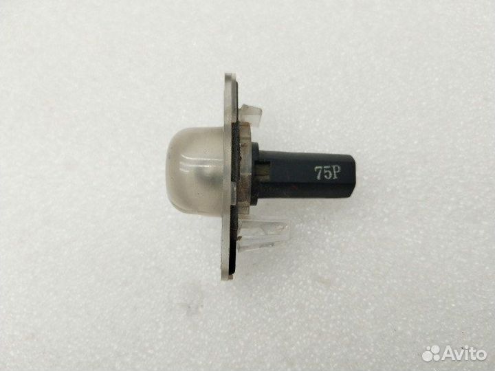 Плафон подсветки номера Toyota Corolla E150 1zrfe