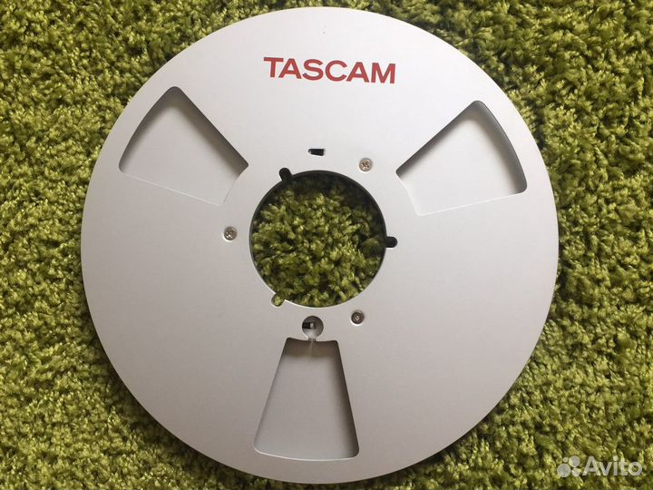 Катушка Tascam RE-1004
