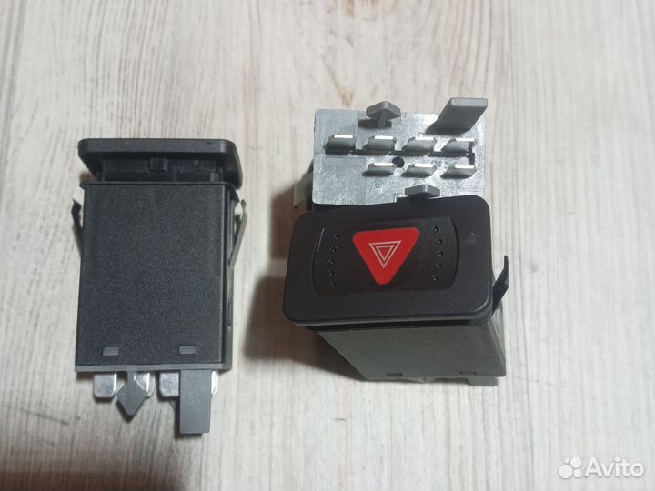 Кнопка аварийки Passat b5, Golf 4, Octavia Tour