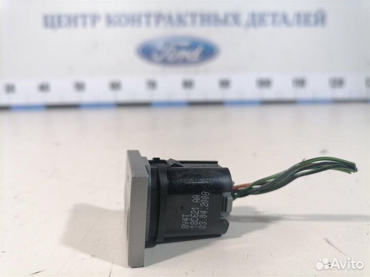 Кнопка обогрева заднего стекла Ford Focus 2 2008