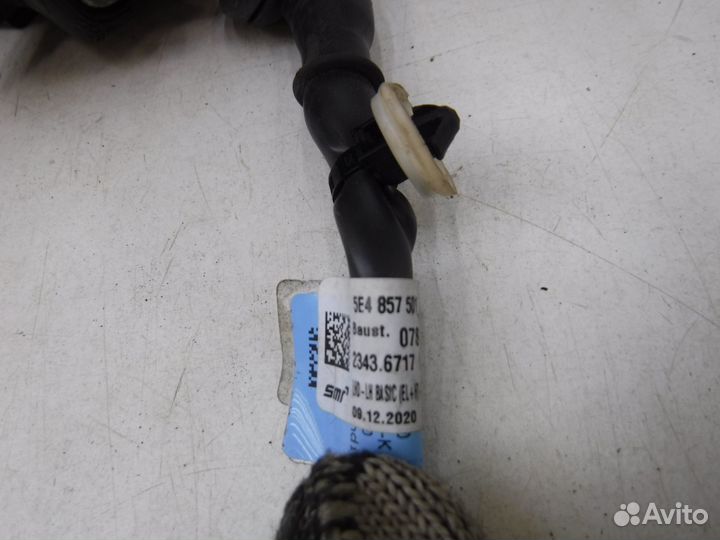 Зеркало левое Skoda Octavia