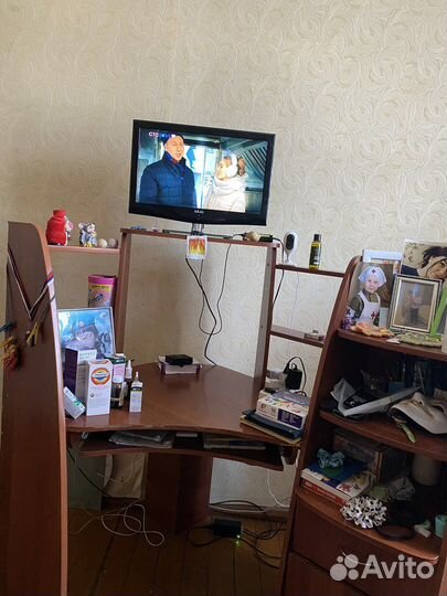 Компьютерный стол