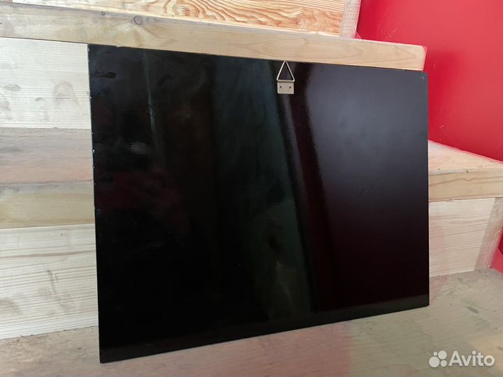 Лаковое панно с перломутром