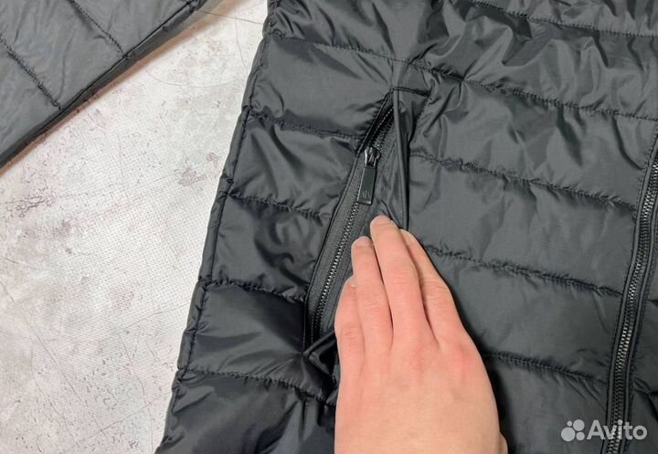 Куртки Armani модные