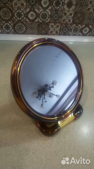Зеркало настольное
