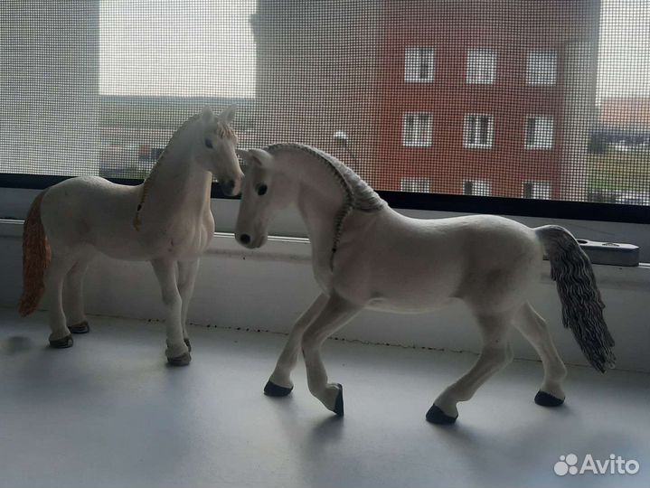 Лошади и пони schleich