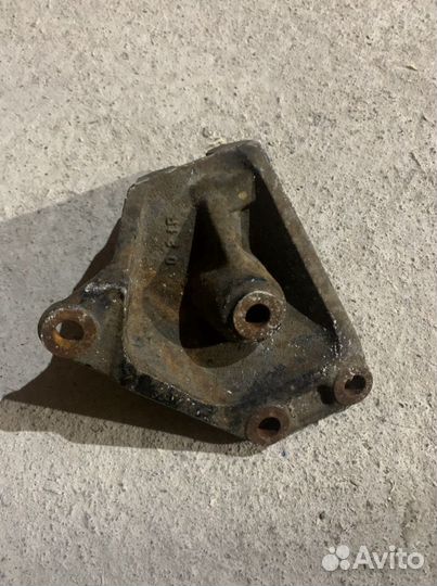 Кронштейн АКПП Hyundai Solaris