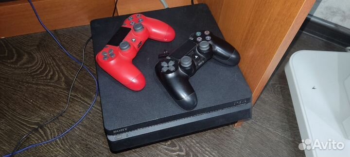 Sony playstation 4 slim