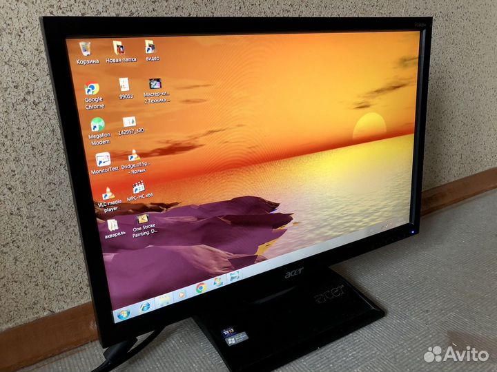 Acer 19' широкофоматный 1440х900 в идеале
