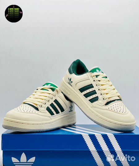 Кроссовки Adidas