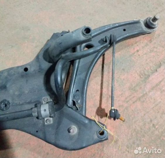 Подрамник 2.4 mitsubishi outlander 2 xl хл