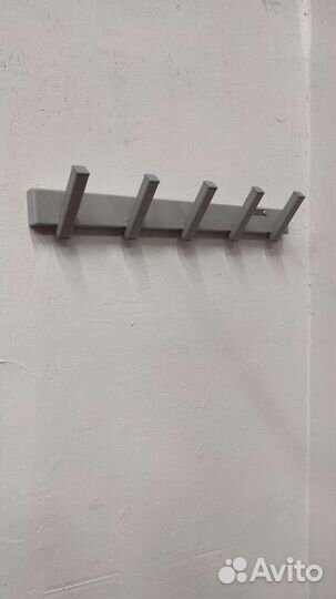 Вешалка настенная