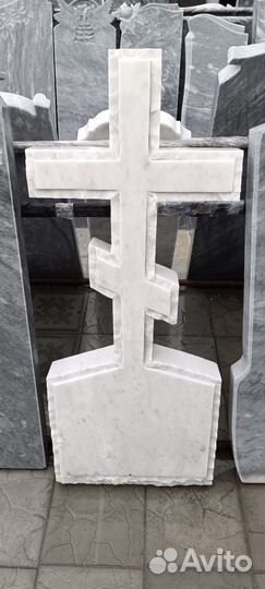 Памятники и благоустройства