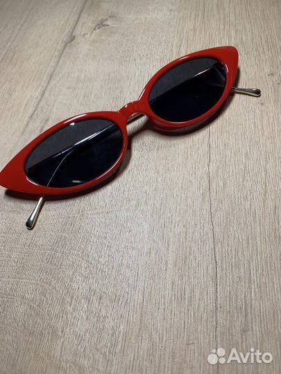 Солнцезащитные очки