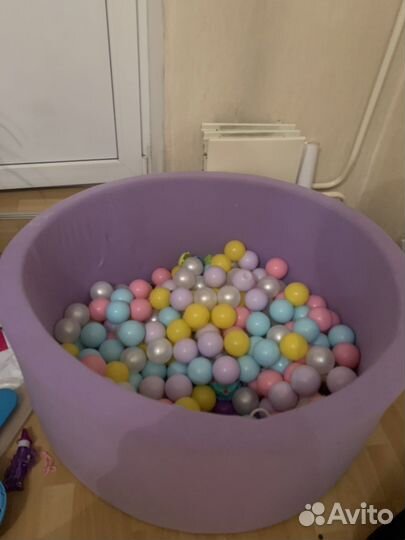 Сухой бассейн с шариками Valemi