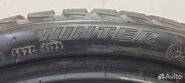 Pirelli Winter Sottozero 3 255/35 R21 98V