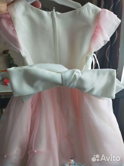 Платье для девочки розовое 92