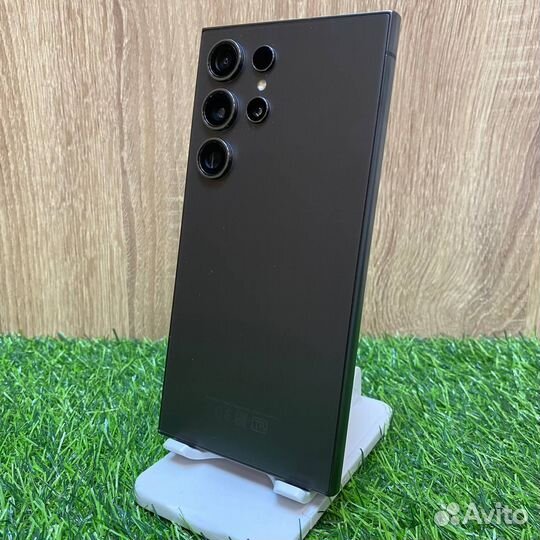 Samsung Galaxy S24 Ultra, 12/256 ГБ