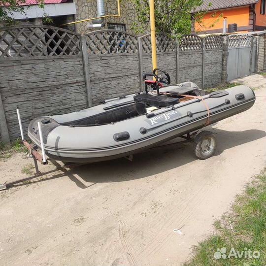Лодка River boats 370
