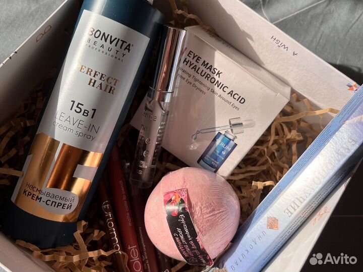 Подарочный бокс на 8 марта