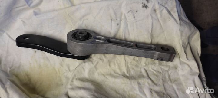 Опора кпп задняя нижняя wv