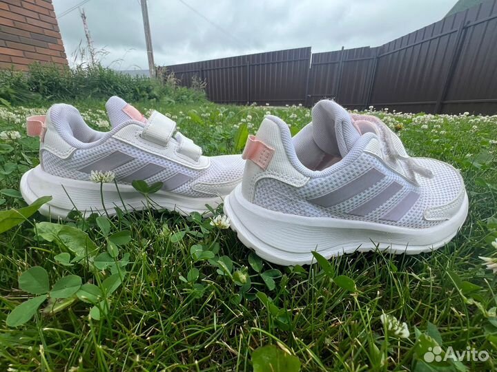 Кроссовки Adidas Tensaur 28р. оригинал