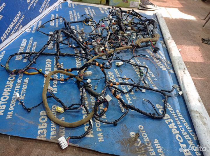 Проводка салона Mazda Demio 2 хэтчбек ZJ-VE 2003