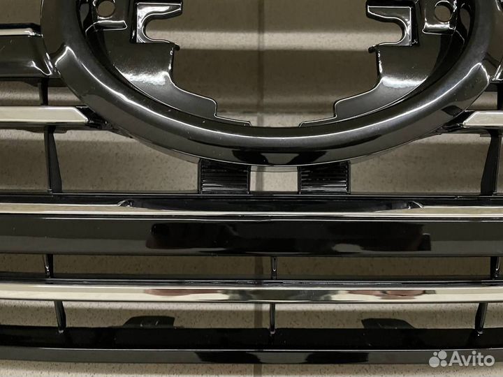 Land Cruiser 200 2008-2015 Решетка стиль 16+ Q1LY3