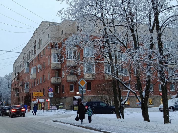 1-к. квартира, 35,6 м², 1/4 эт.