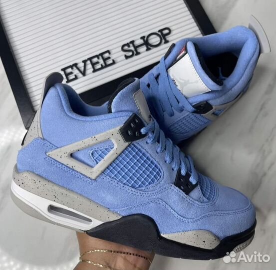 Nike Air Jordan 4 Retro University Blue