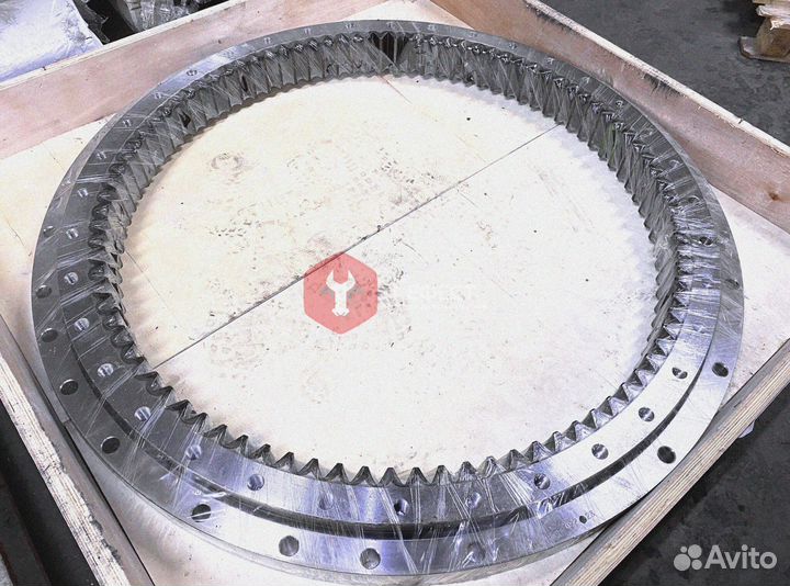 Поворотный круг ZX250LC-3 9245728