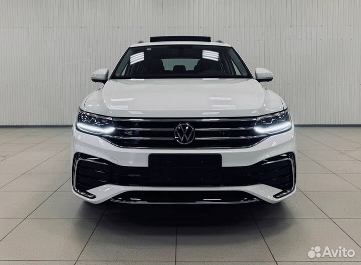 Volkswagen Tiguan L 2.0 AMT, 2023, 15 км