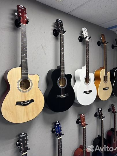 Гитара новая