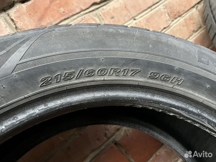 Nexen N'Priz RH1 215/60 R17 96N