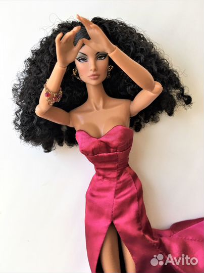 Кукла Fashion Royalty 